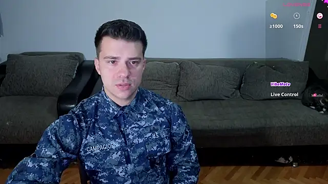 Snapshot of JohnnyStepBro chatting on 30, 10, 2025 JohnnyStepBro online show from 30, 10, 2025