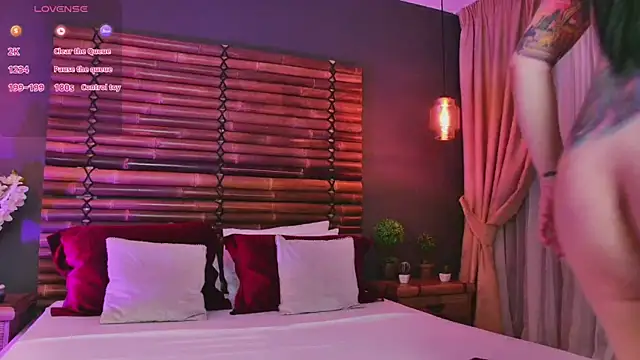 MadilynFox online show from 4, 4, 2026