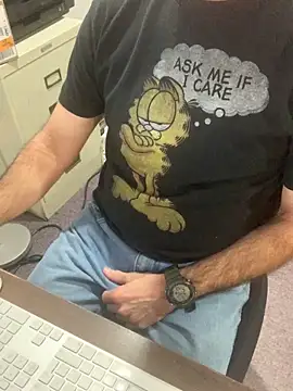 Snapshot of MaxVain chatting on 14, 10, 2025 MaxVain online show from 14, 10, 2025