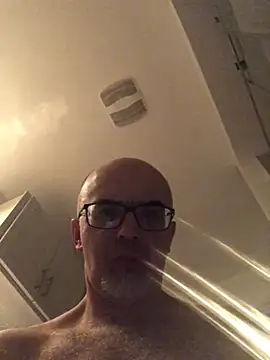 Snapshot of MaxVain chatting on 16, 3, 2025 MaxVain online show from 16, 3, 2025
