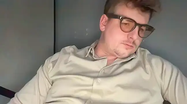 BigSammy1995 online show from 6, 12, 2024