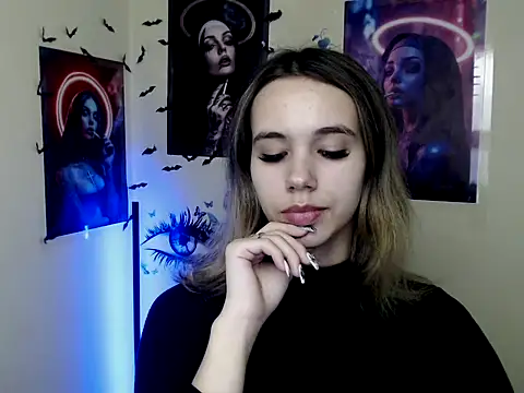  StAcY online show from 5, 11, 2025