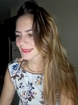 Snapshot of Hanny_24 chatting on 5, 3, 2025 Hanny 24 online show from 5, 3, 2025