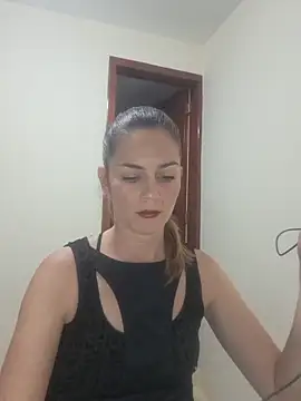 Snapshot of Hanny_24 chatting on 16, 10, 2025 Hanny 24 online show from 16, 10, 2025