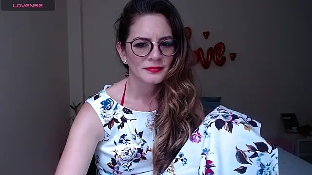Snapshot of Hanny_24 chatting on 14, 2, 2025 Hanny 24 online show from 14, 2, 2025