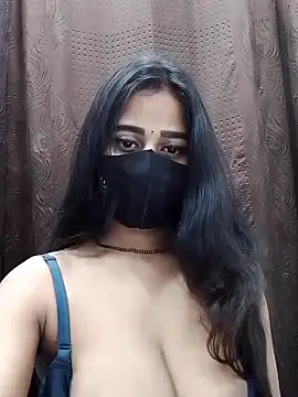 Lalisa sexy online show from 6, 4, 2026