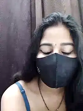 Lalisa sexy online show from 7, 4, 2026