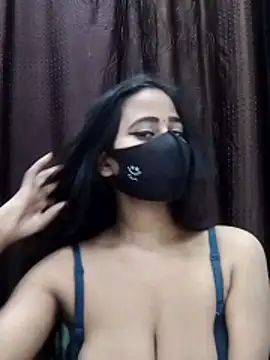 Lalisa sexy online show from 2, 12, 2025