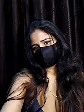 Lalisa sexy online show from 18, 2, 2026