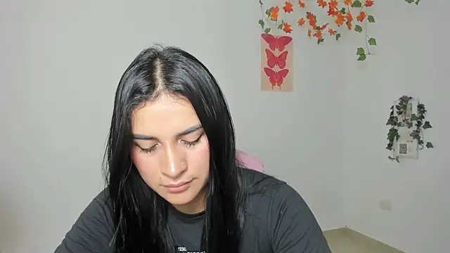 Emic  online show from 6, 4, 2026