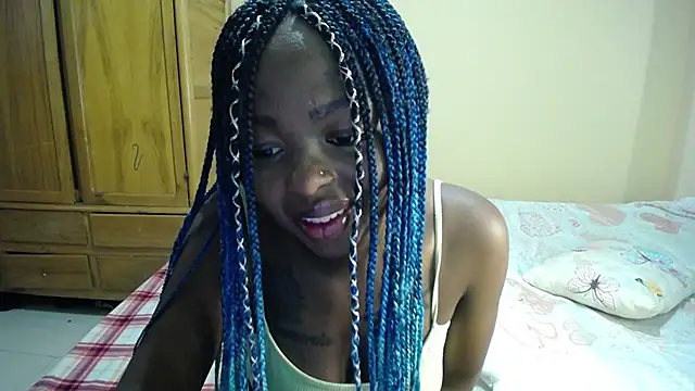 Snapshot of _Zooee chatting on 12, 2, 2025 Zooee online show from 12, 2, 2025