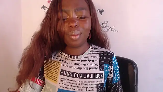 Snapshot of _Zooee chatting on 28, 5, 2026 Zooee online show from 28, 5, 2026