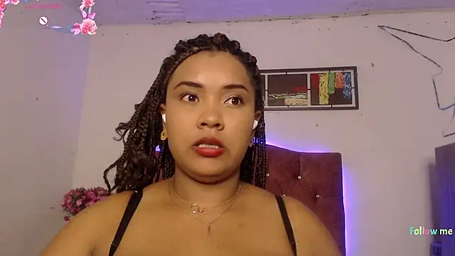 Snapshot of Evelyn_Sandoval chatting on 6, 1, 2025 Evelyn Sandoval online show from 6, 1, 2025
