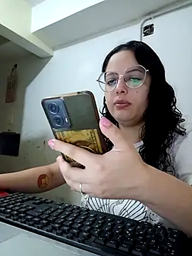 babyluna939 online show from 26, 3, 2026