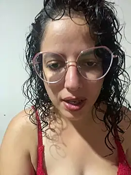 Snapshot of babyluna939 chatting on 4, 3, 2025 babyluna939 online show from 4, 3, 2025