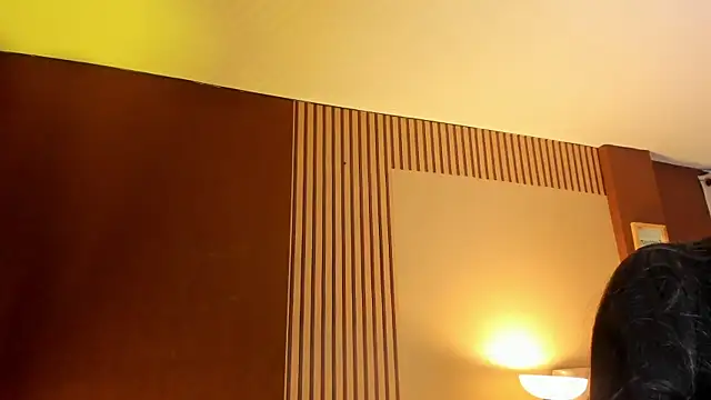 Little Ivy online show from 21, 4, 2026