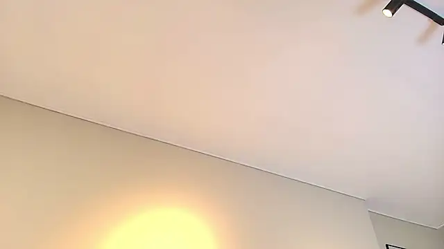 Isis Osman online show from 18, 3, 2026