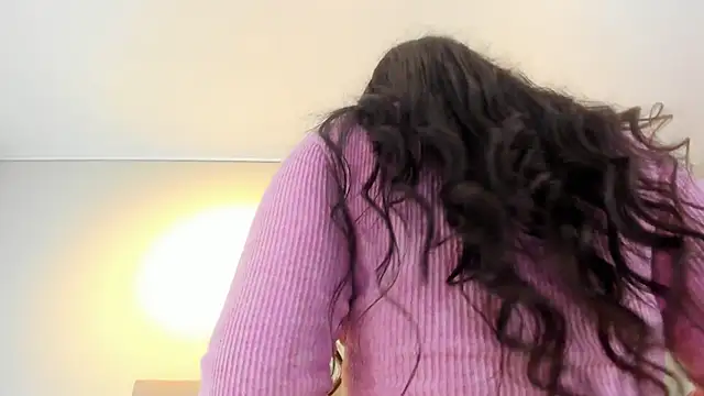 Isis Osman online show from 7, 2, 2026