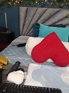 Grey Lorenz11 online show from 12, 3, 2026