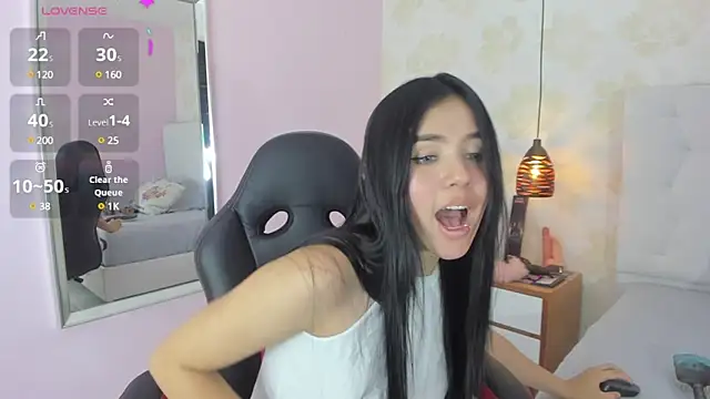 Snapshot of CASSIESTONEMM1 chatting on 14, 1, 2025 CASSIESTONEMM1 online show from 14, 1, 2025