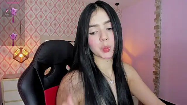 Snapshot of CASSIESTONEMM1 chatting on 15, 1, 2025 CASSIESTONEMM1 online show from 15, 1, 2025