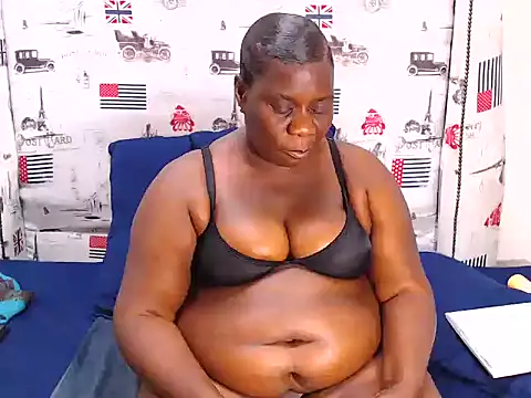 Honeybumsx32 online show from 21, 9, 2025