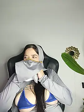 janna isa online show from 25, 7, 2026