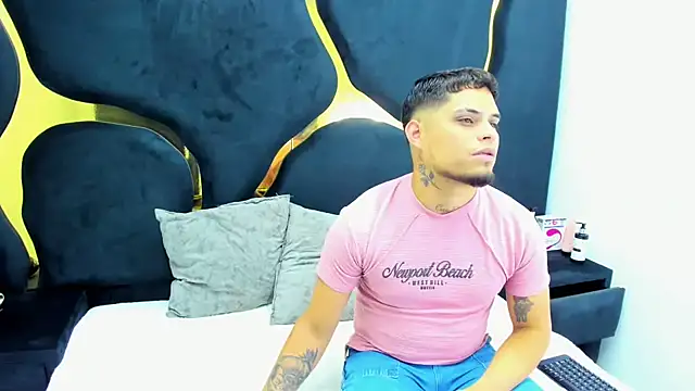 MelissaAndZeuss online show from 10, 2, 2025