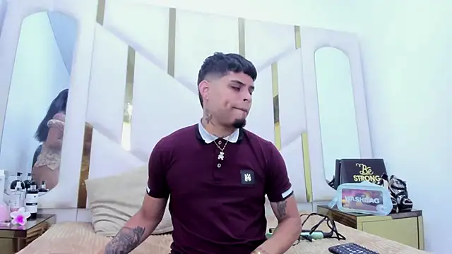 MelissaAndZeuss online show from 9, 10, 2025