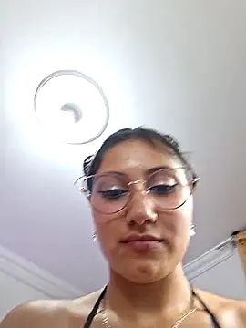 Chloe Brownx online show from 13, 2, 2025