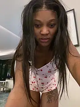 Snapshot of mmbaliii chatting on 4, 3, 2025 mmbaliii online show from 4, 3, 2025