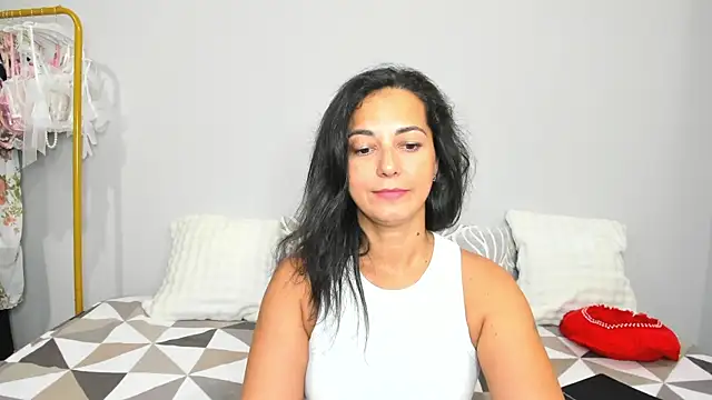 Linda Insatiable online show from 2, 7, 2026