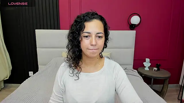 Linda Insatiable online show from 13, 10, 2025