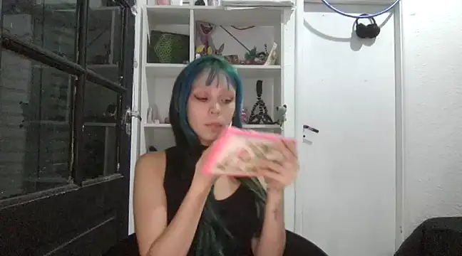 loletabb online show from 22, 3, 2025