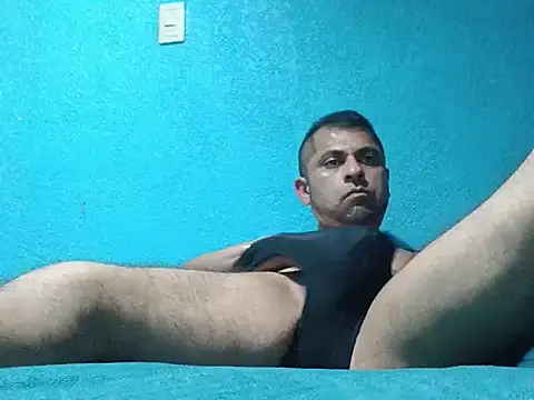 Snapshot of Vago745 chatting on 2, 12, 2025 Vago745 online show from 2, 12, 2025