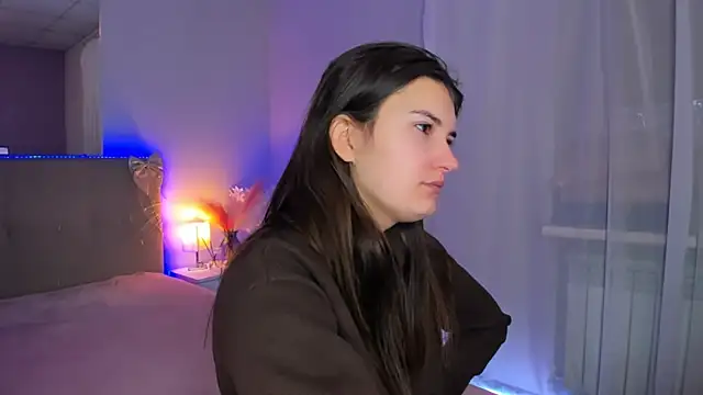 Laura Leee online show from 20, 2, 2026