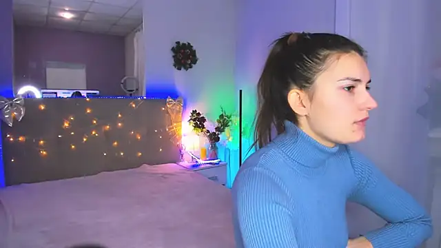 Laura Leee online show from 21, 12, 2025