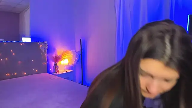 Laura Leee online show from 25, 3, 2026