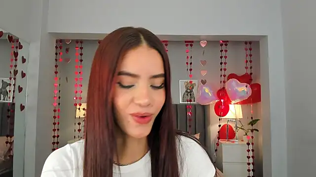 Snapshot of Madie__collins chatting on 17, 2, 2025 Madie collins online show from 17, 2, 2025