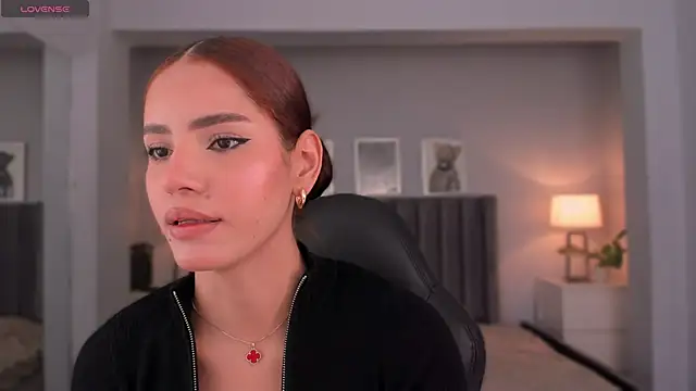 Snapshot of Madie__collins chatting on 23, 9, 2025 Madie collins online show from 23, 9, 2025