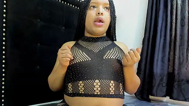 Snapshot of ShanayaKops chatting on 29, 10, 2025 ShanayaKops online show from 29, 10, 2025