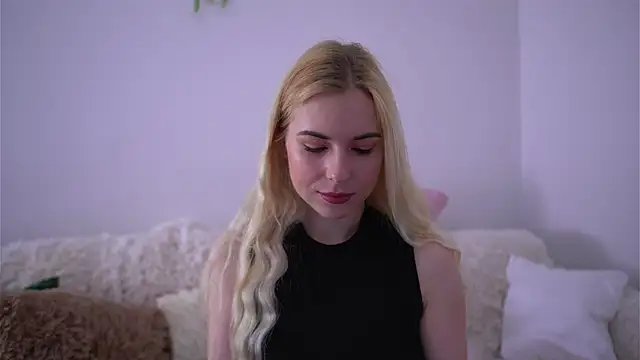 lorrie love story online show from 5, 4, 2026