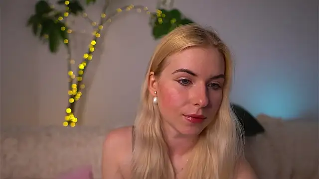 lorrie love story online show from 10, 4, 2026