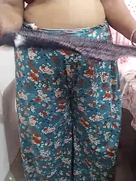 Snapshot of Urmila_bhabhii chatting on 2, 5, 2026 Urmila bhabhii online show from 2, 5, 2026
