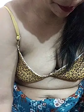 Snapshot of Urmila_bhabhii chatting on 25, 5, 2026 Urmila bhabhii online show from 25, 5, 2026