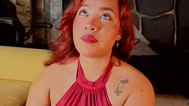 Snapshot of Estrella05_ chatting on 21, 10, 2025 Estrella05 online show from 21, 10, 2025