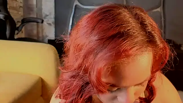 Snapshot of Estrella05_ chatting on 23, 10, 2025 Estrella05 online show from 23, 10, 2025