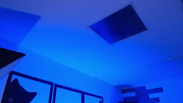 VictoriaMontero30000 online show from 18, 3, 2026