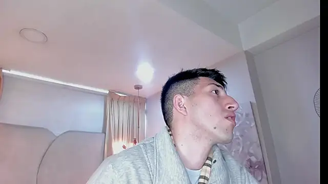 Un Slutty online show from 18, 9, 2025