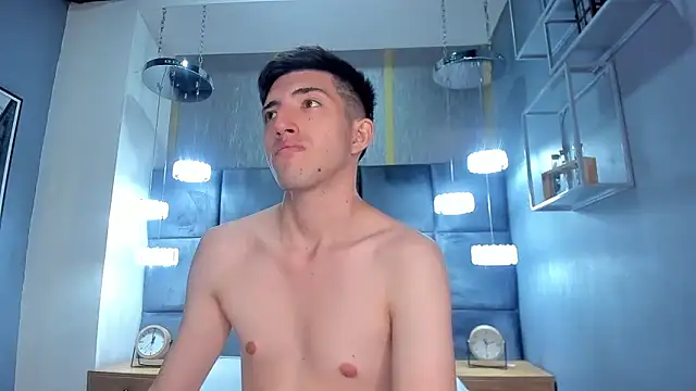 Un Slutty online show from 12, 3, 2025